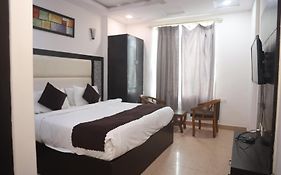 Hotel Grand Father